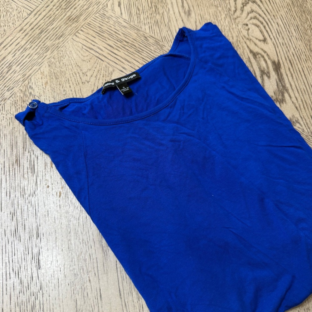 Cable & Gauge Size Small Royal‎ Blue Short Sleeve Button Detail Top